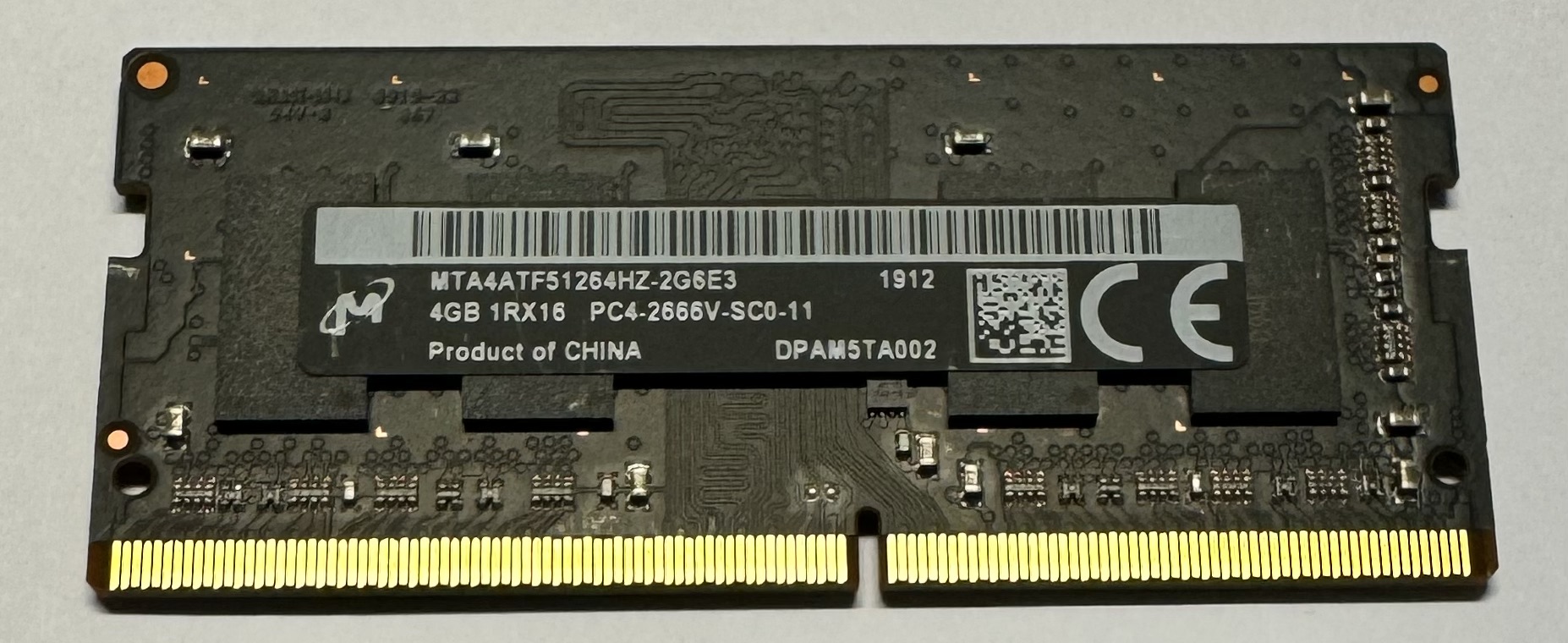 4GB DDR4-2666 RAM MTA4ATF51264HZ-2G6E3 Micron SO-DIMM * gebraucht *